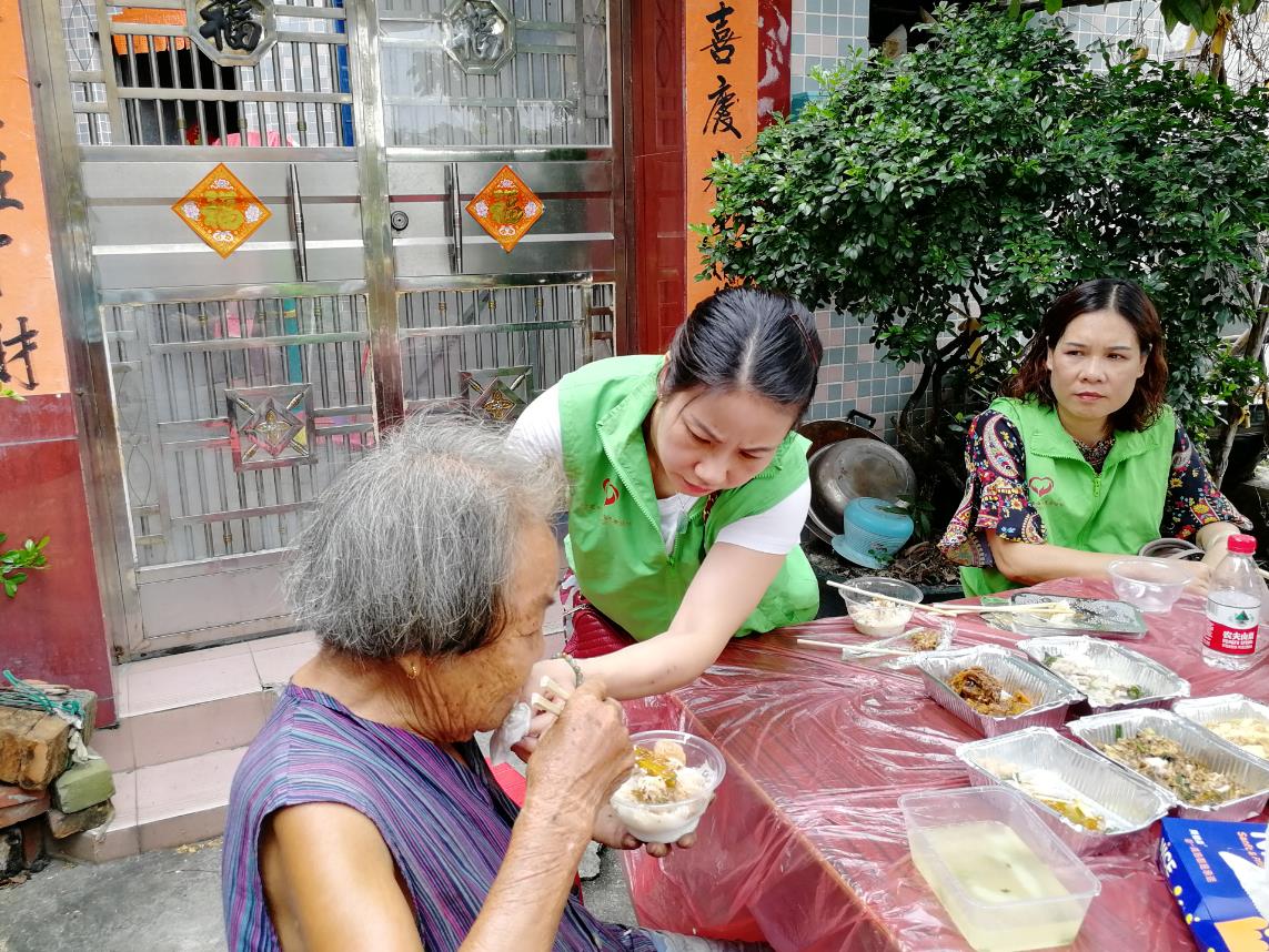 【一餐住家饭】“陪伴就是爱”亲子家庭陪伴长者午餐活动