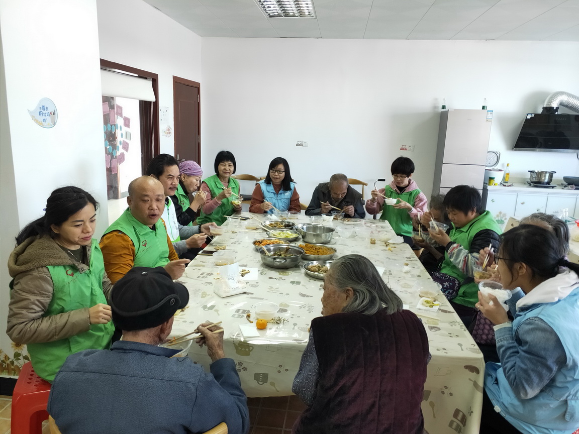 【一餐住家饭】“冬日阳光”亲子家庭陪伴长者午餐